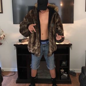 Meet your Posher, Brian